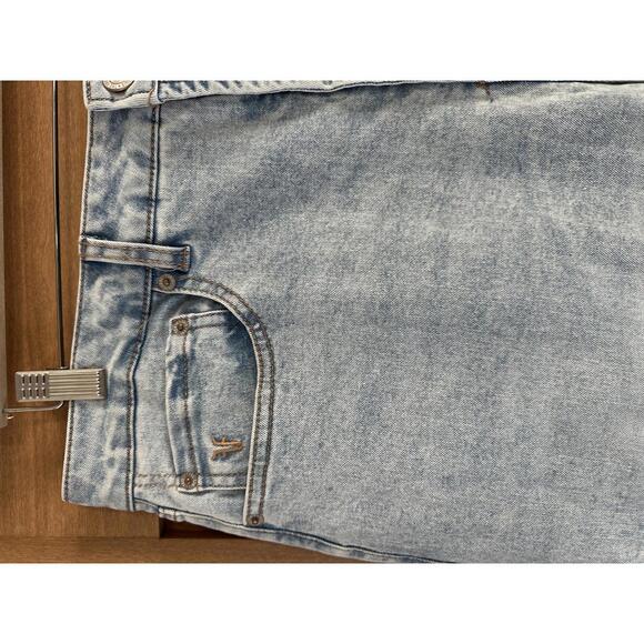 FRYE High Rise Straight Leg Light Wash Denim Jeans Women’s size 14/32 - Picture 3 of 15